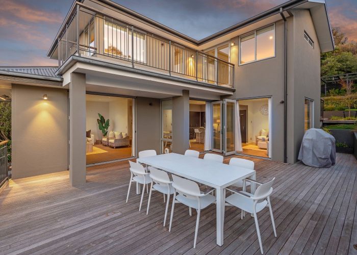  at 18 Seamount Terrace, Mount Pleasant, Christchurch