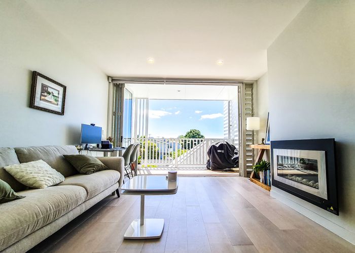  at 8/83 Hinemoa Street, Birkenhead, Auckland