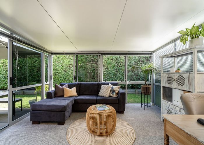  at 1/52 Norwood Road, Bayswater, Auckland