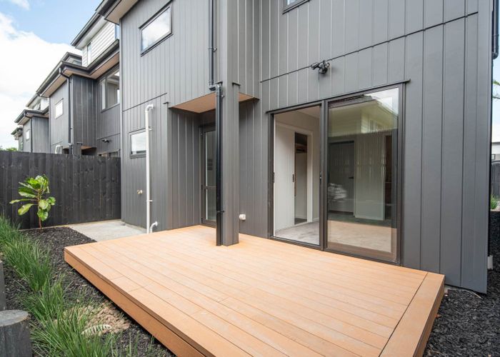 at 95D  Kervil Avenue, Te Atatu Peninsula, Waitakere City, Auckland