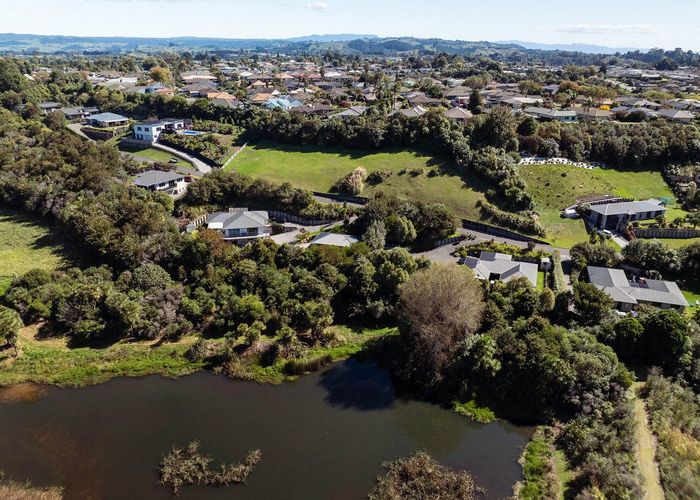  at 10 Southill Way, Pyes Pa, Tauranga, Bay Of Plenty