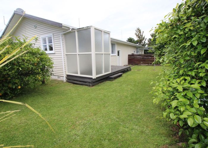  at 80 Wikiriwhi Crescent, Awapuni, Palmerston North, Manawatu / Whanganui