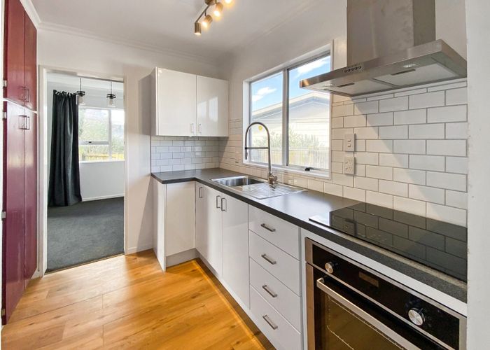  at 14 Hillcrest Drive, Kelvin Grove, Palmerston North, Manawatu / Whanganui