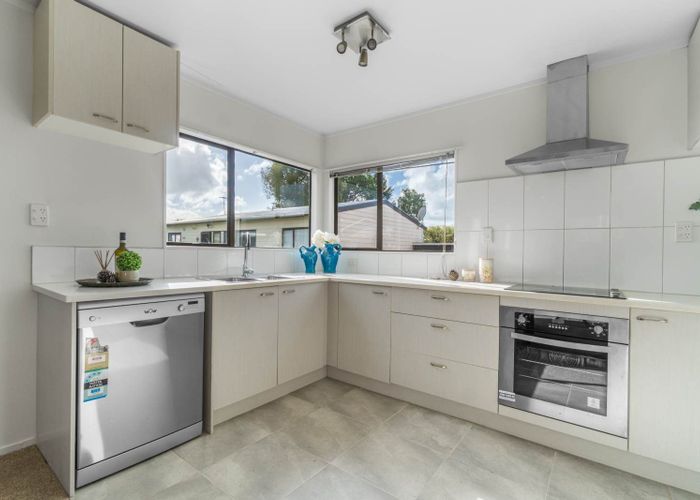  at 3/30 Avondale Road, Avondale, Auckland City, Auckland