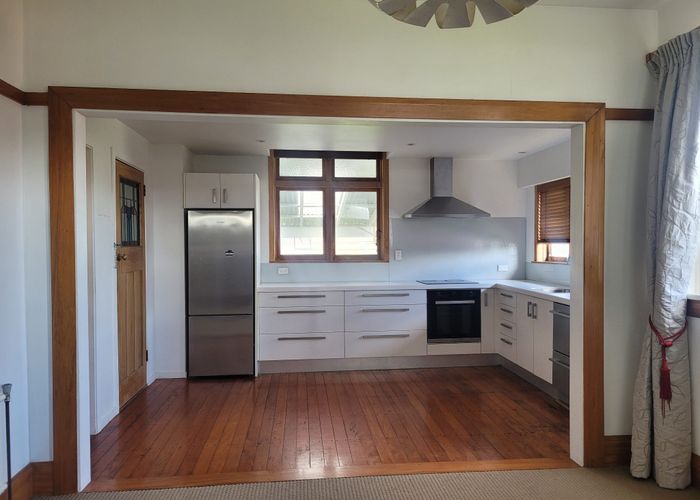  at 221 Hampden Street, Hokitika