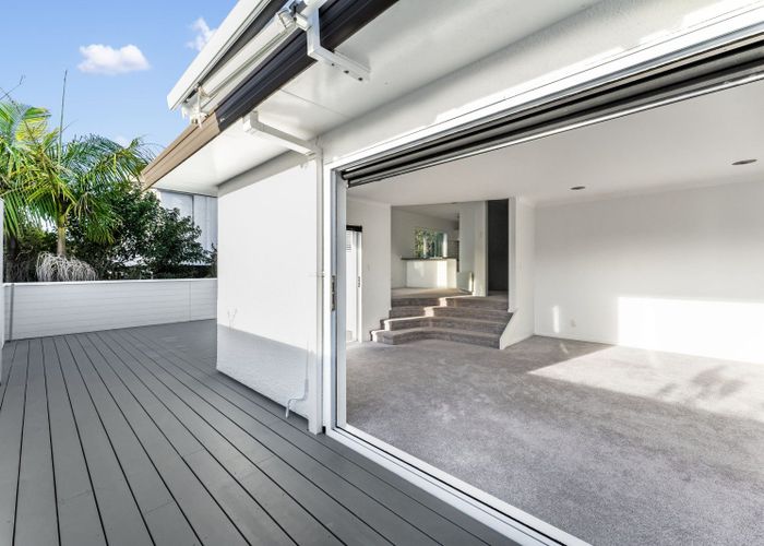  at 2/36 Nihill Crescent, Mission Bay, Auckland City, Auckland