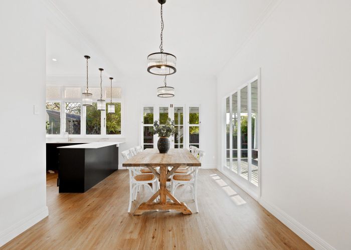  at 128 Forest Lake Road, Forest Lake, Hamilton