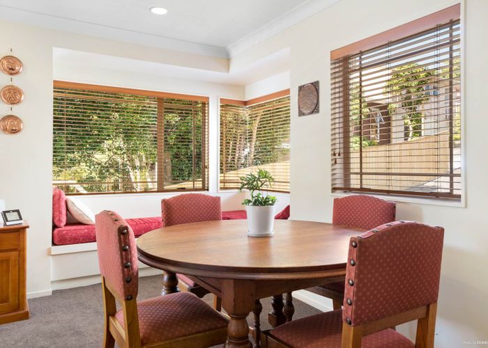  at 2/10 Mawson Avenue, Torbay, Auckland