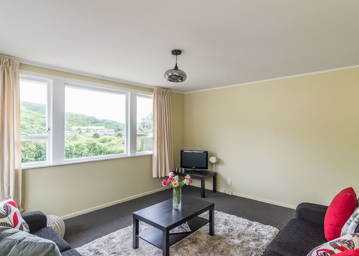  at 44 Takapuwahia Drive, Takapuwahia, Porirua