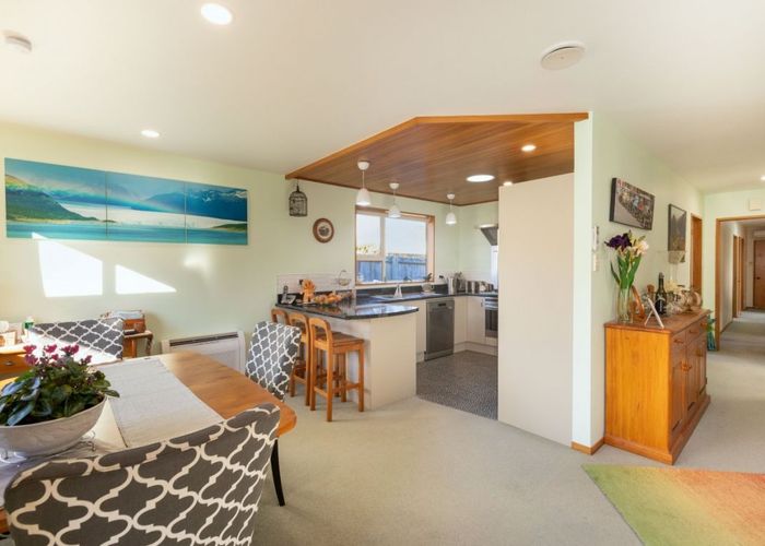 Free property data for 127 North Taieri Road, Abbotsford, Dunedin