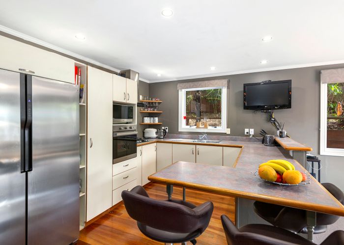  at 2/150 Tirohanga Road, Tirohanga, Lower Hutt