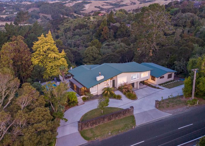  at 129 Point View Drive, East Tamaki Heights, Auckland