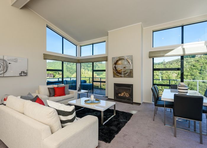  at 6 Garrett Place, Riverstone Terraces, Upper Hutt