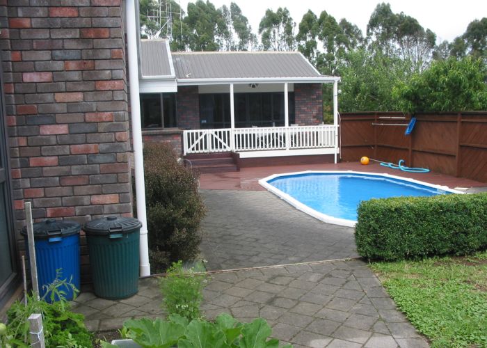  at 94 Sunnyhills Avenue, Glenview, Hamilton