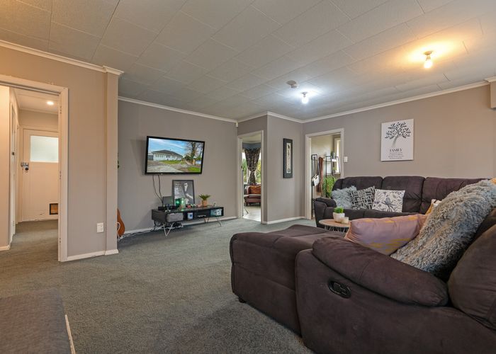  at 4 Hinton Place, Roslyn, Palmerston North