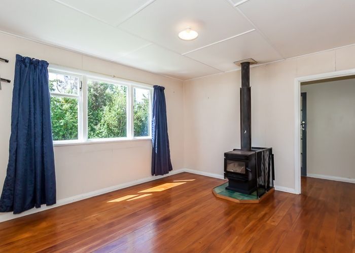  at 11 Edwards Street, Kimbolton, Feilding