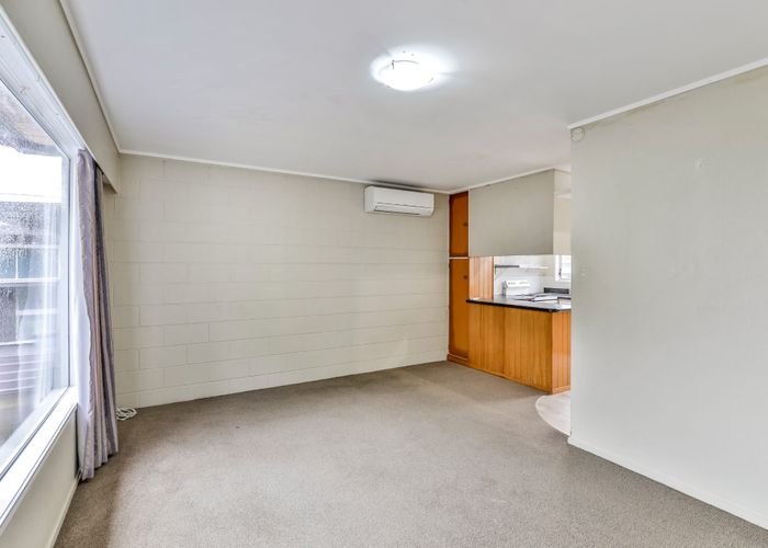  at 3/15 Speedy Cresent, Hillcrest, North Shore City, Auckland
