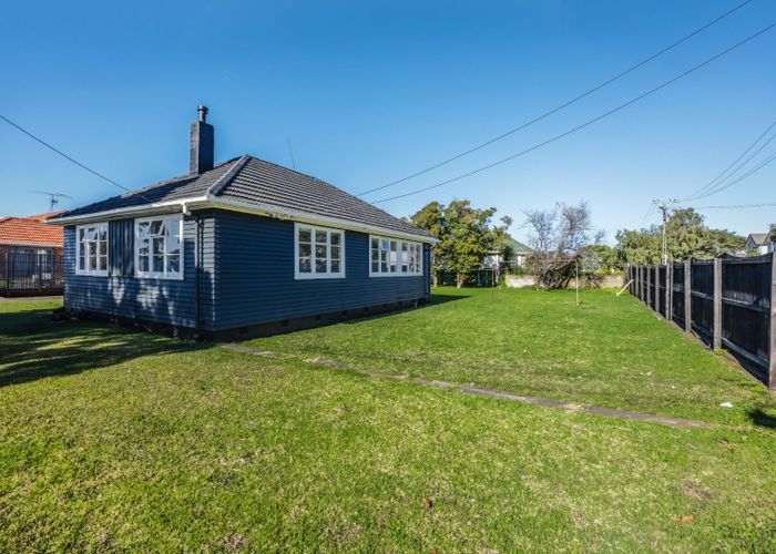  at 107 Point England Road, Point England, Auckland City, Auckland