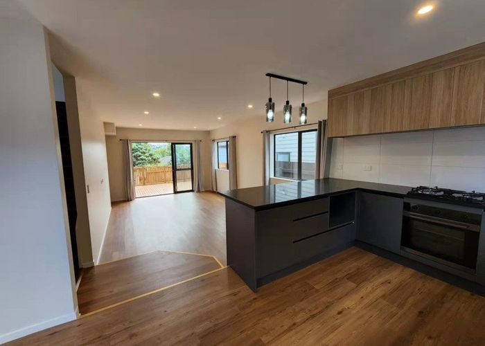  at 4B Terra Nova, Glen Eden, Waitakere City, Auckland