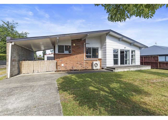  at 183 Dey Street, Hamilton East, Hamilton