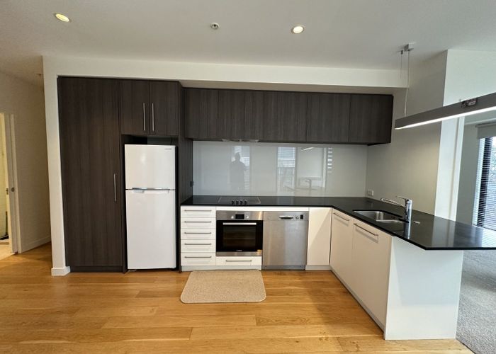  at 204/8 Nugent Street, Grafton, Auckland City, Auckland