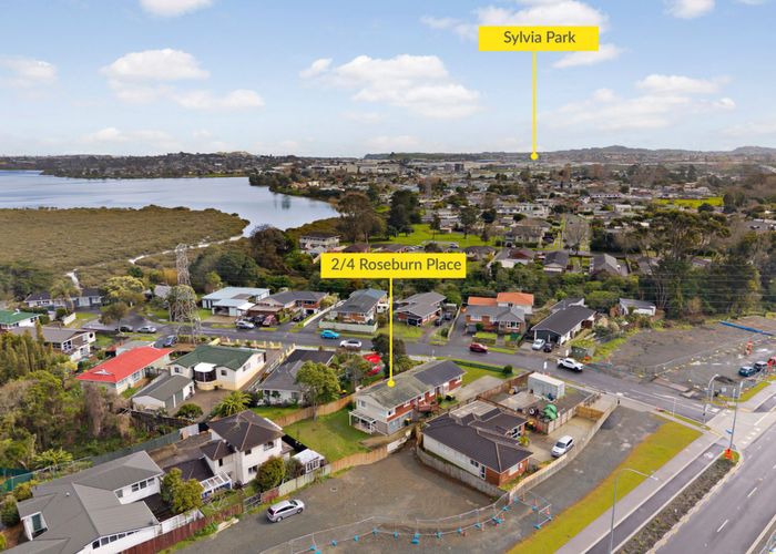  at 2/4 Roseburn Place, Pakuranga, Manukau City, Auckland
