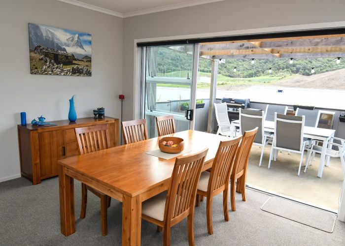  at 25 Admiralty Place, Waikawa, Picton
