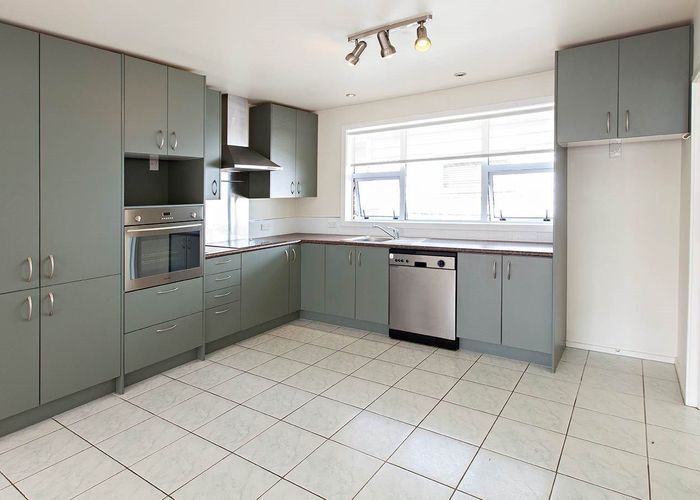  at 2/84 Trafalgar Street, Onehunga, Auckland