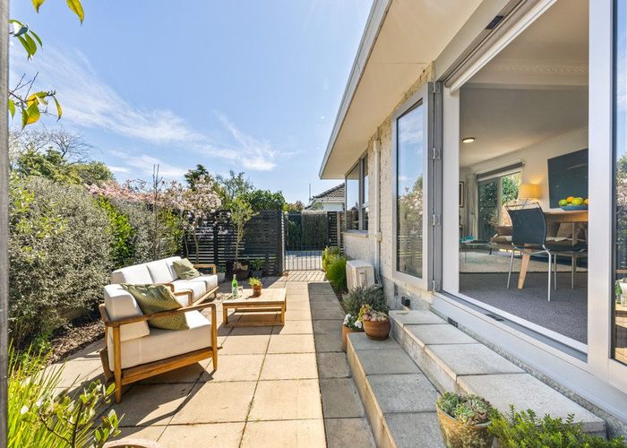  at 2/30 Konini Street, Riccarton, Christchurch City, Canterbury