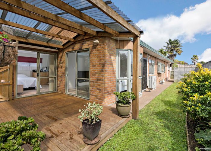  at 12/20 Taylor Street, Blockhouse Bay, Auckland