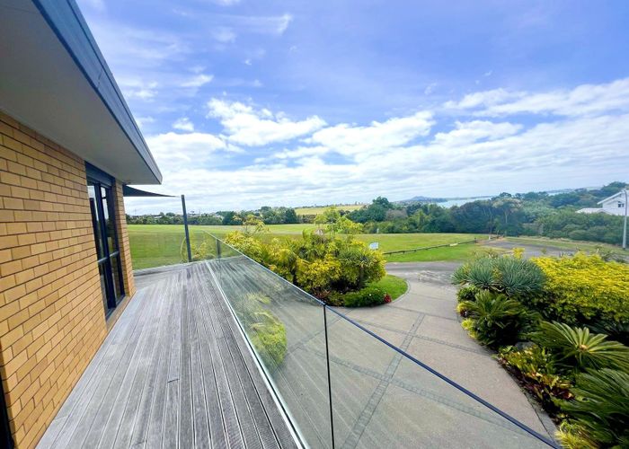  at 34 Charles Dickens Drive, Mellons Bay, Auckland