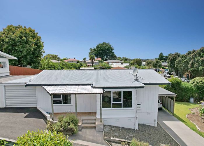  at 15A Glenfield Place, Brookfield, Tauranga