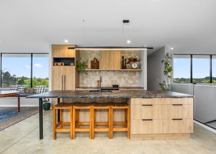  at 181 Point View Drive, East Tamaki Heights, Manukau City, Auckland