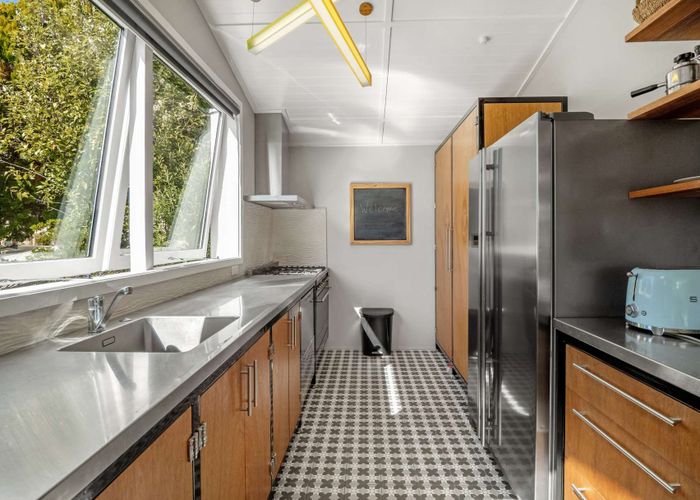  at 19 Gunns Crescent, Cashmere, Christchurch