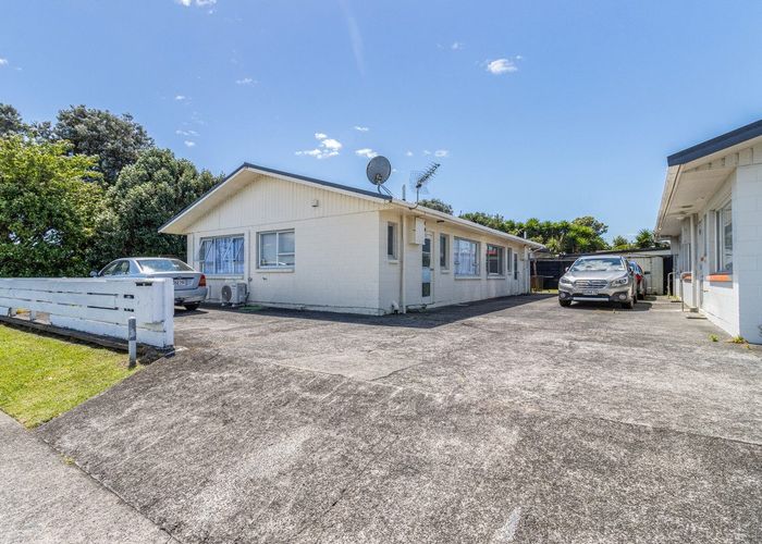  at 2/4 Herekawe Drive, Spotswood, New Plymouth, Taranaki