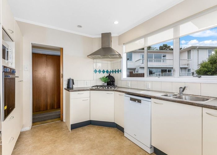  at 7 Walnut Way, Maungaraki, Lower Hutt, Wellington