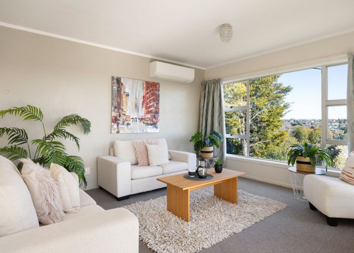  at 33A Russleigh Drive, Dinsdale, Hamilton, Waikato