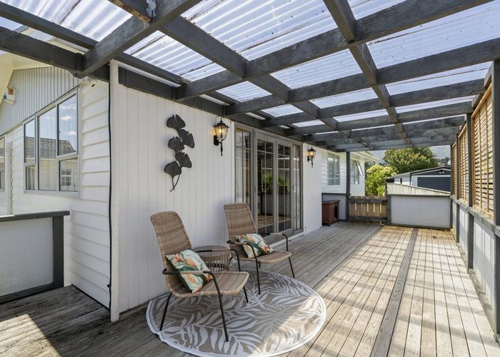  at 8 Omaha Grove, Totara Park, Upper Hutt