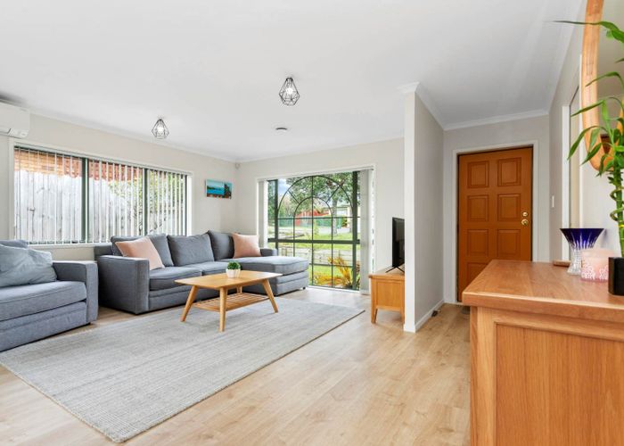  at 41 Robin Brooke Drive, Flat Bush, Auckland