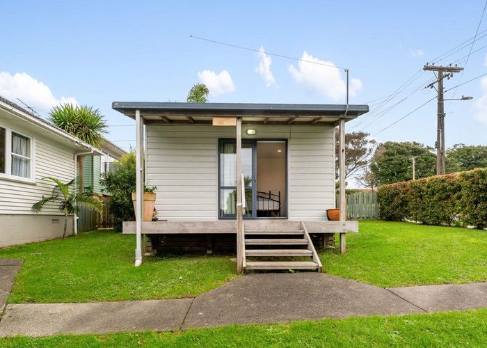  at 25 Kay Drive, Blockhouse Bay, Auckland City, Auckland