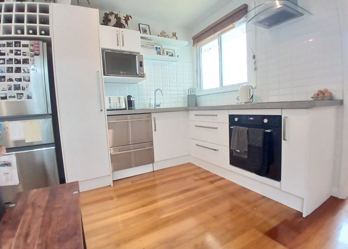  at 5 Beazley Avenue, Paparangi, Wellington, Wellington