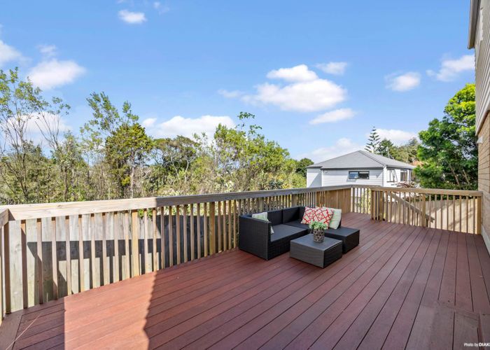 at 2/63 Pupuke Road, Birkenhead, Auckland