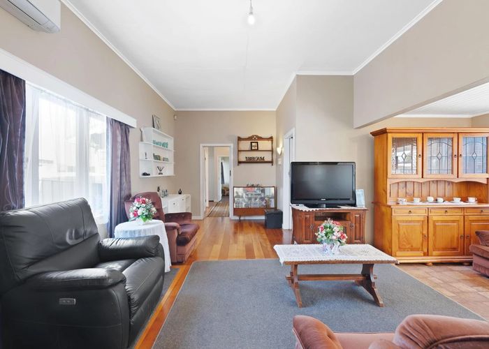  at 2/154 Wyllie Road, Papatoetoe, Auckland