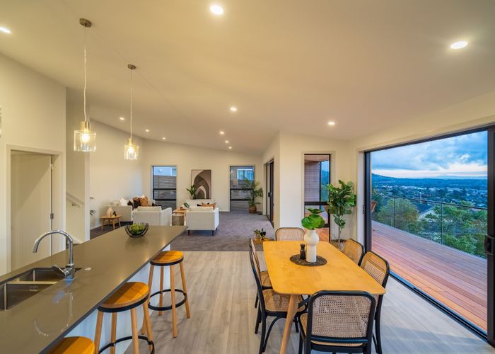  at 92 Kotare Street, Waikanae