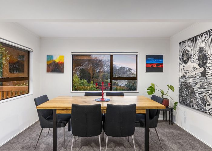  at 2/11 Waratah Street, Birkenhead, North Shore City, Auckland
