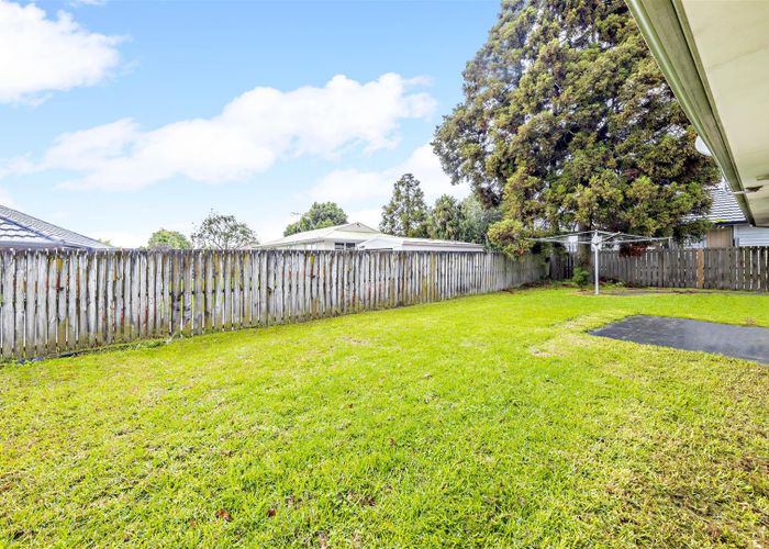  at 9 Oakleigh Avenue, Takanini, Auckland