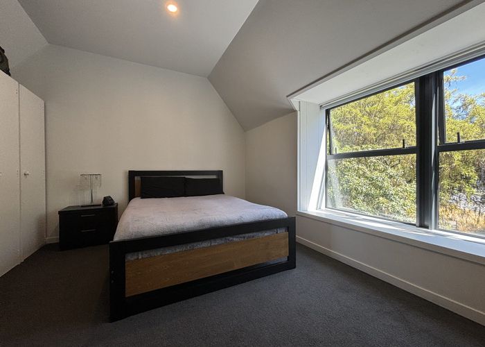  at 1/16 Cecil Place, Waltham, Christchurch City, Canterbury