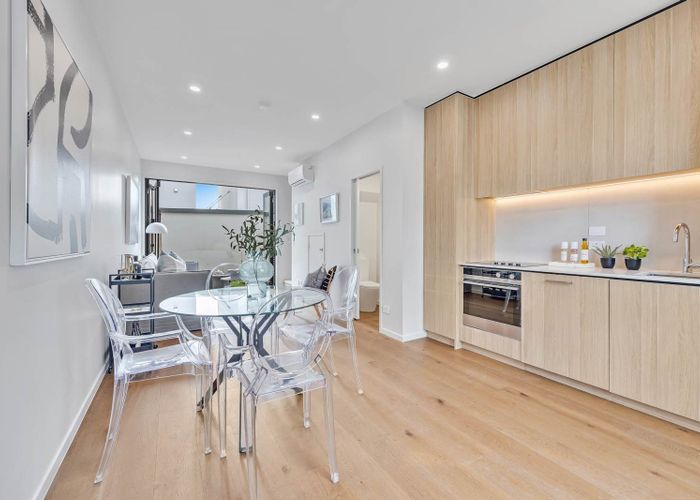  at 121 Hadlow Terrace, Grey Lynn, Auckland