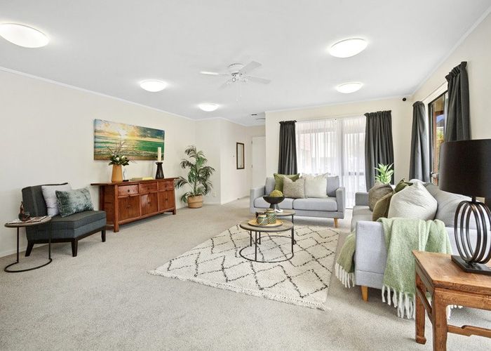  at 10 Earlston Grove, Avalon, Lower Hutt
