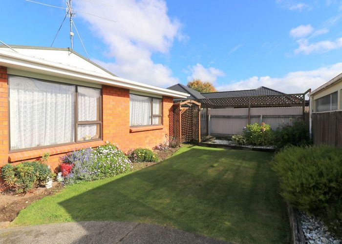  at 2/165 Catherine Street, Windsor, Invercargill